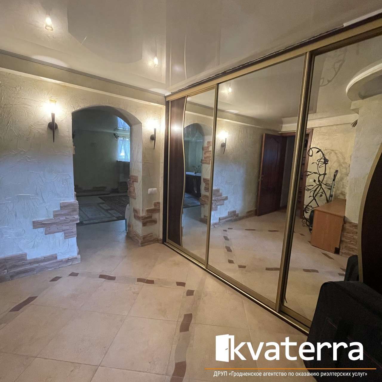 Дом   по адресу Озеры, Кирова, 101